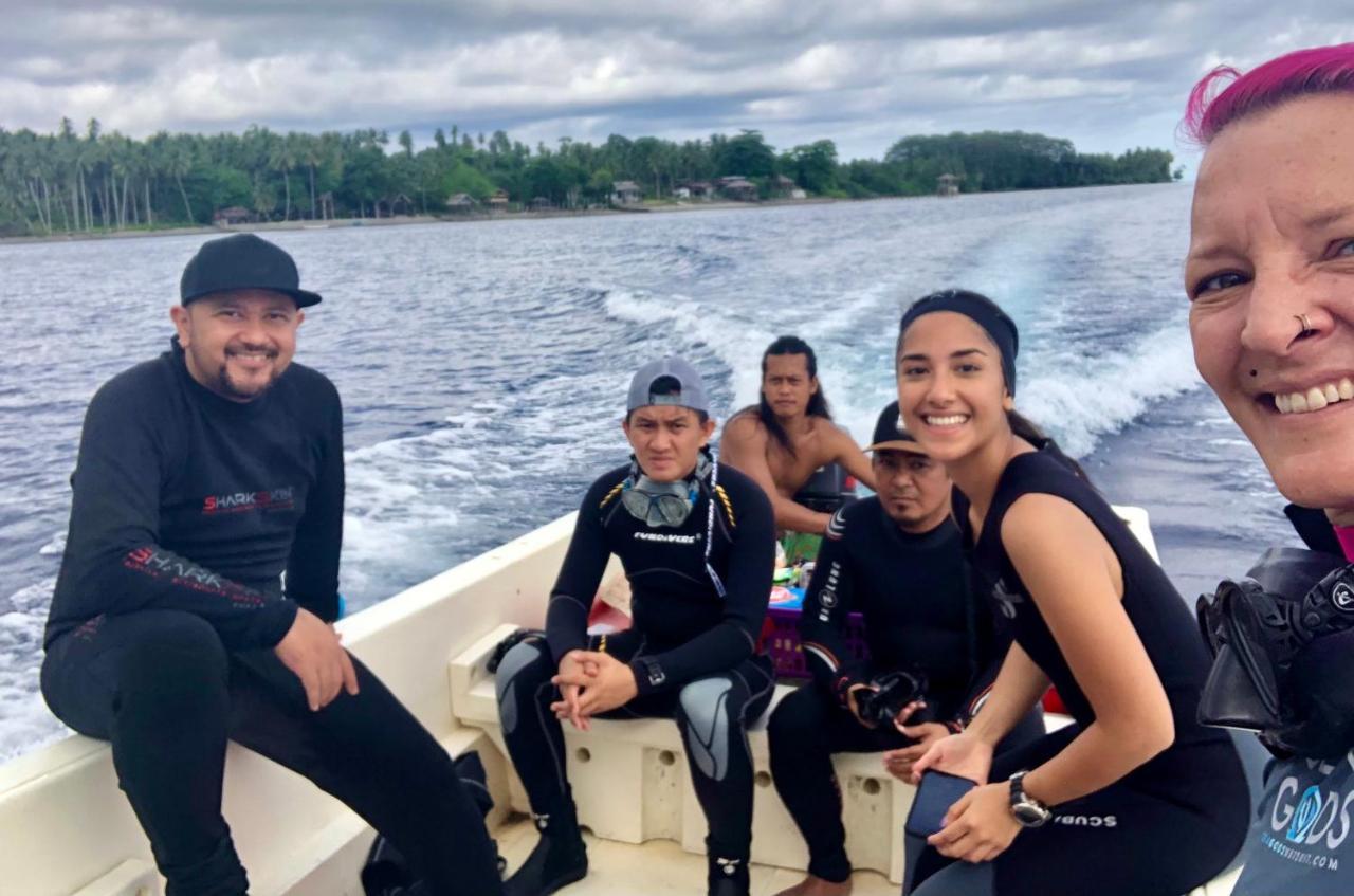 Sanctum Una Una Eco Dive Resort Pulau Unauna Exterior foto